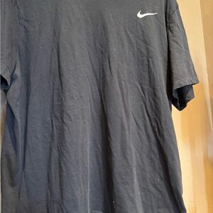 Nike Men's Black T-Shirt